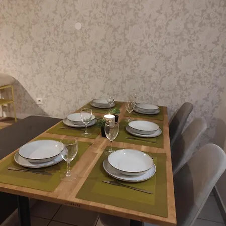 Apartment Duplex Proche Centre *